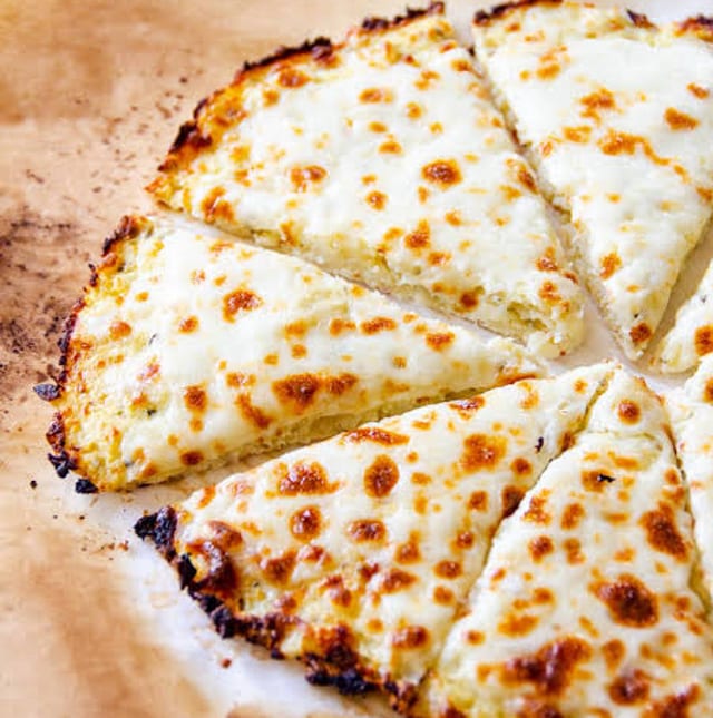 Cauliflower Crust 14” Cheese Pizza.