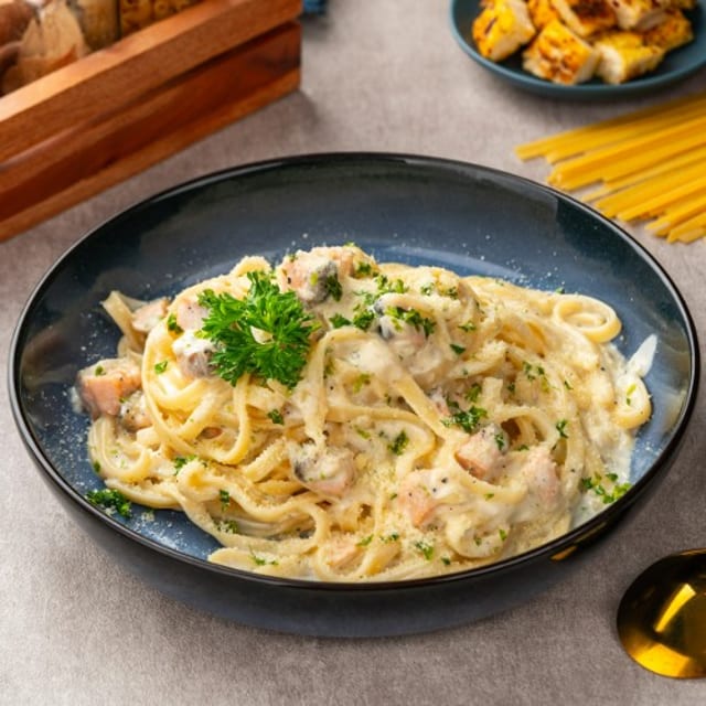 Chicken Alfredo Dinner.